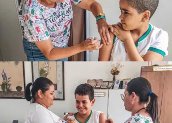 Caderneta Nota 10: PNI Municipal atualiza vacinas na Escola José Agostinho