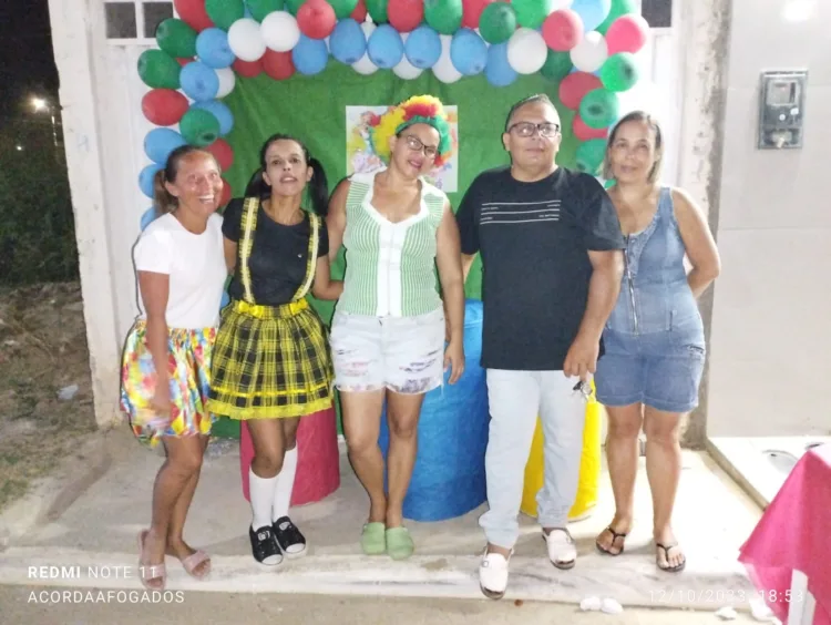 Quase 100 crianças do Residencial Dom Francisco receberam brinquedos no Dia das Crianças