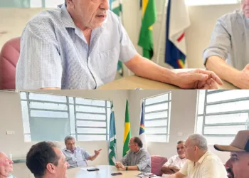 Prefeito de SJE recebe vereadores para discutir temas cruciais para o progresso do município