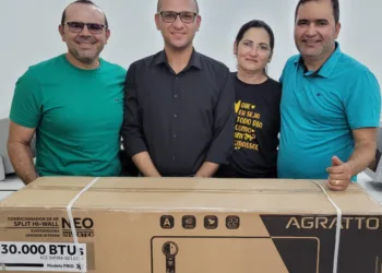 Escola de Brejinho recebe ar-condicionados para as salas de aula