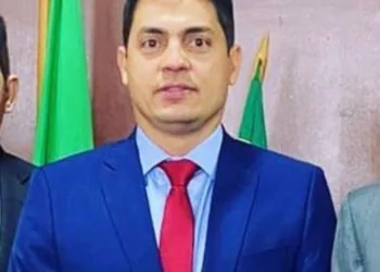 Santa Terezinha: Dr. Júnior informa rompimento político com Delson Lustosa