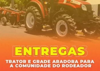 Prefeitura de Carnaíba beneficia comunidade rural com trator e grade aradora