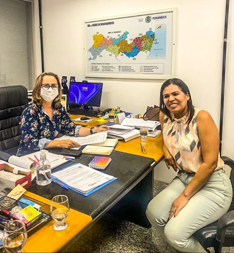 Secretárias de Educação de Tuparetama e do Estado alinham iniciativas para a educação municipal