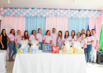 Prefeitura de Brejinho realiza entrega de kits essenciais para gestantes