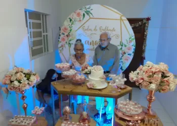 Casal comemora 78 anos de casados em Serra Talhada com 16 filhos, 32 netos, 34 bisnetos e conta segredo: ‘amor e paciência’