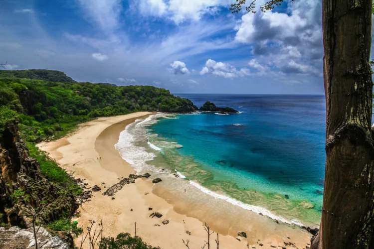 Praia do Sancho, em Fernando de Noronha, é eleita melhor praia do mundo pela 7ª vez; confira ranking