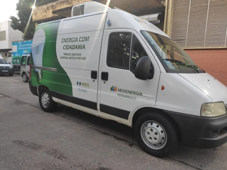 Moradores de Afogados da Ingazeira poderão trocar lâmpadas LED de forma gratuita, a partir desta segunda-feira (29)