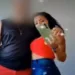 Mulher que cortou pênis do marido adota atitude para ficar livre da prisão; Entenda