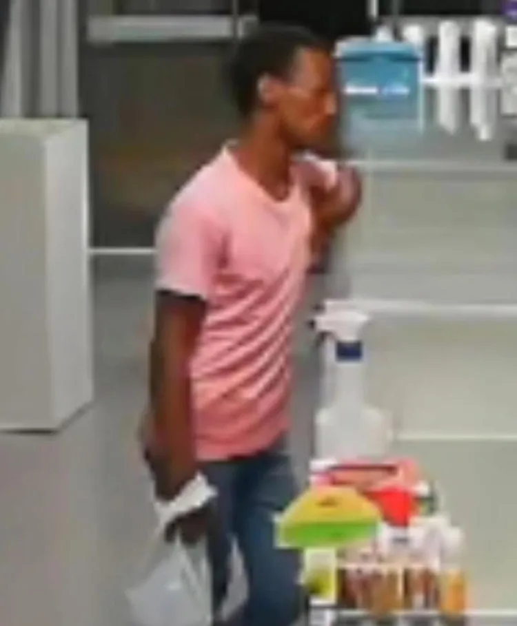 Farmácia invadida e roubada em Afogados