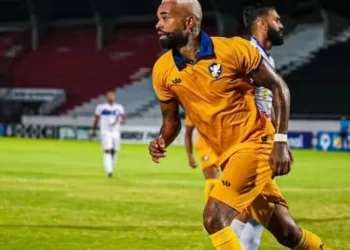 Retrô vence o Afogados no Arruda