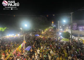 Bloco Bora para Frente faz final apoteótico do carnaval afogadense; confira live e fotos