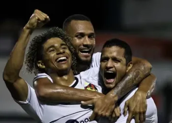 Flamengo de Arcoverde perde para o Sport e segue na lanterna do Pernambucano