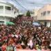 Em Afogados, Bloco das virgens arrastou uma grande multidão ao som do trio elétrico