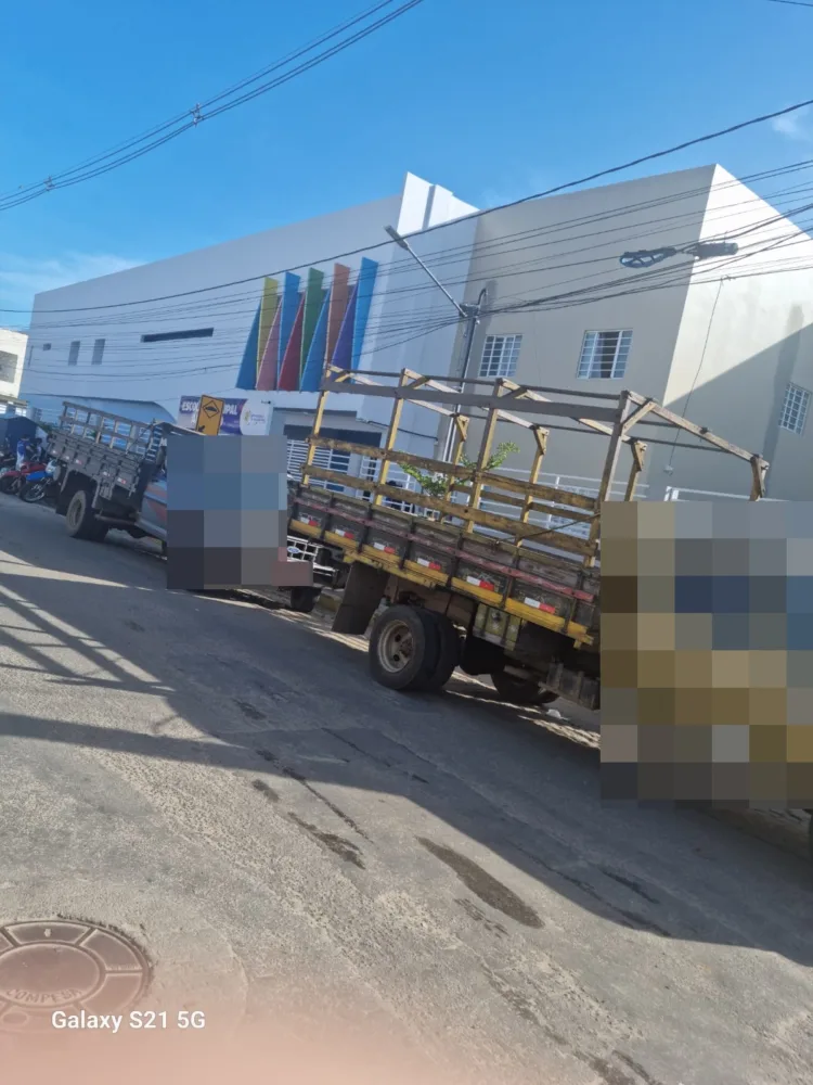 Afogados: motoristas desrespeitam sinalização de trânsito em áreas escolares