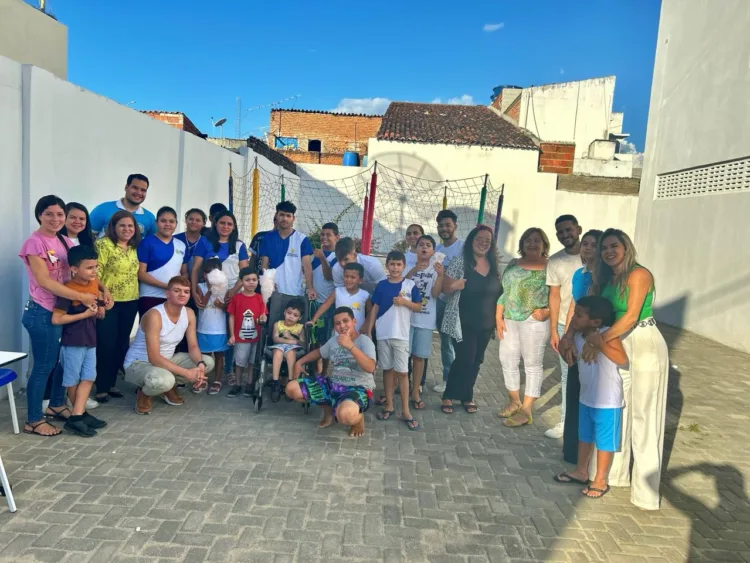 A Escola Ana Melo inicia projeto de educação inclusiva
