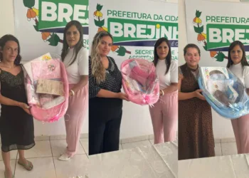 Secretária de Assistência Social e primeira-dama de Brejinho, Emília Carmem, realiza entrega de kits natalidade para as gestantes do município