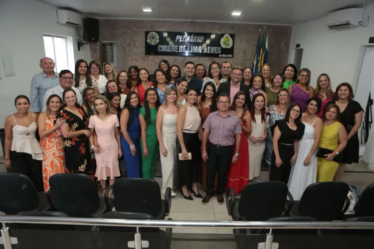Novos gestores escolares tomaram posse em Afogados da Ingazeira