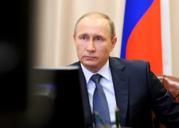 Putin vence eleição na Rússia e se manterá no poder até 2030