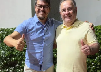 Delegado Israel anuncia apoio a Zeca Cavalcanti
