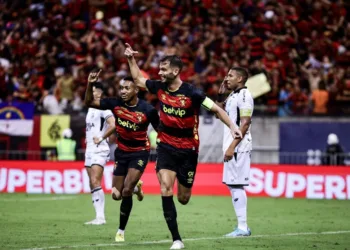 Copa do Nordeste: Sport vence Ceará com gol no fim e vai à semifinal e Náutico perde para o Bahia e dá adeus