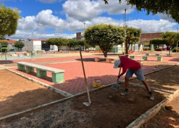Tuparetama: tem início a reforma da Academia das Cidades