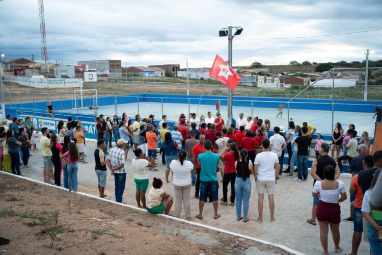 CODEVASF e Governo de Tuparetama entregam espaço múltiplo uso à população