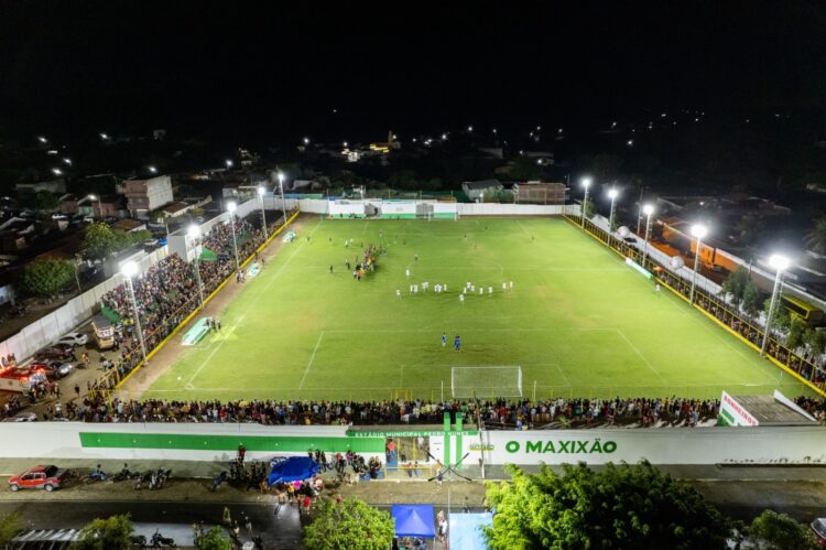 Itapetim inaugura novo Estádio “O Maxixão”