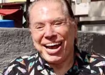 Silvio Santos está internado em São Paulo com H1N1