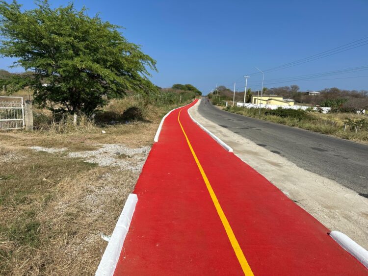 Adelmo conclui ampliação do abastecimento de água em Pimenteira e anuncia reta final da Ciclovia Heráclio Felipe Barbosa