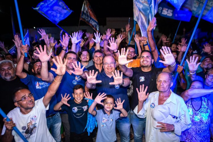 Danilo Simões e Edson Henrique lideram Caravana Acelera 55 na comunidade de Carapuça