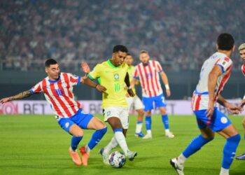 Com atuação fraca, Brasil perde para o Paraguai, pelas Eliminatórias da Copa