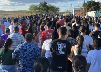 Iguaracy; Multidão homenageia Julio Trepidant’s