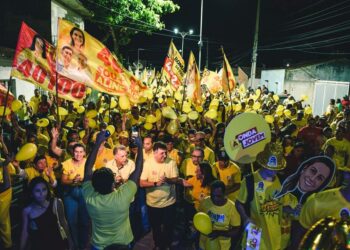 Itapetim: Maior comício da história de Piedade reúne multidão em apoio à candidatura de Aline e Chico de Laura