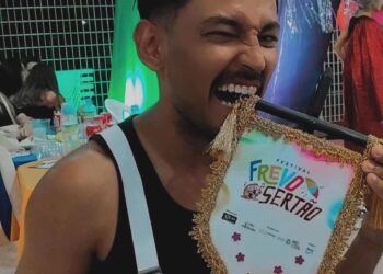 Everton Leão, Multiartista do Sertão e Afogadense se consagrou no festival Frevo Sertão, realizado no Sesc Arcoverde como melhor passista do Sertão.