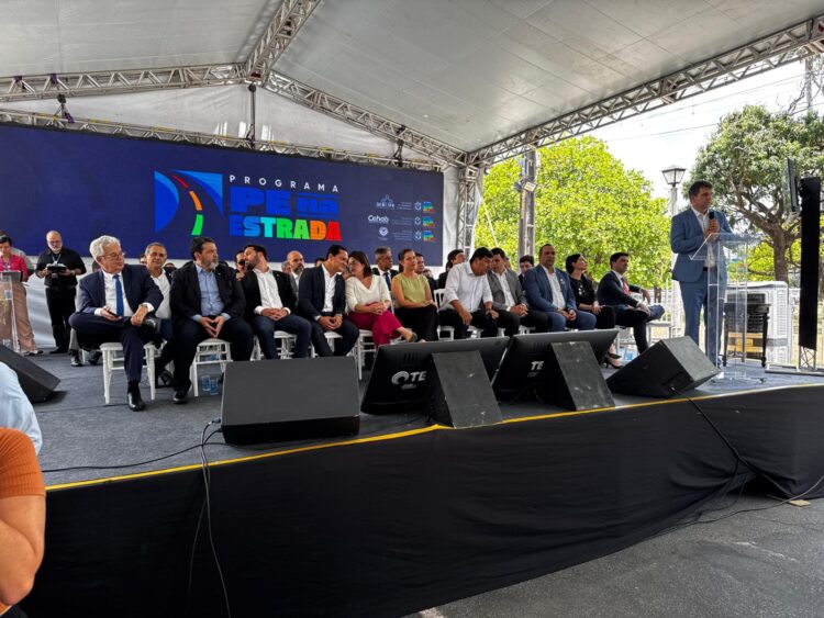 Amupe participa do lançamento do Programa PE na Estrada do Governo de Pernambuco