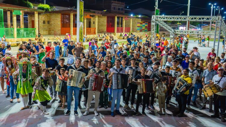 Forronata Encanta as Ruas de Carnaíba na 29ª Festa de Zé Dantas