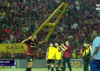 Sport vence Santos, rivais tropeçam e Leão garante acesso à Série A