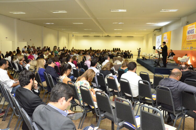 Finanças, gestão responsável e parcerias: Seminário Novos Gestores aborda soluções para o desenvolvimento dos municípios pernambucanos