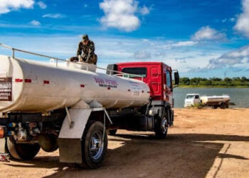 Governo federal suspende Operação Carro-Pipa em todo o Nordeste “por falta de recursos”