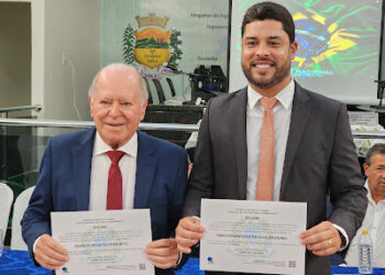 Dr. Pedro Alves e Marquinhos Melo são diplomados