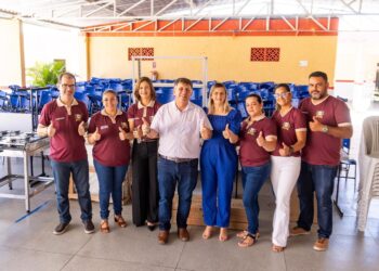 Prefeitura de Itapetim entrega equipamentos para a Escola Antônio Piancó Sobrinho