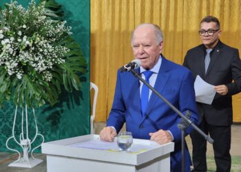 Médico Dr. Pedro Alves toma posse como prefeito de Iguaracy pela segunda vez