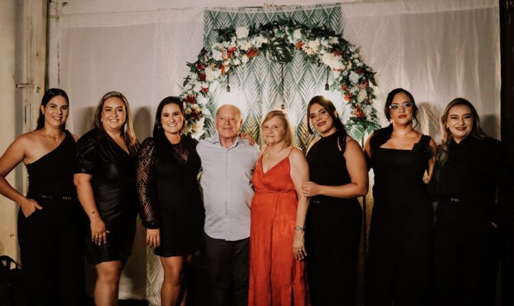 Dr. Pedro Alves prestigia formatura das técnicas de enfermagem de Iguaracy em cerimônia realizada em Afogados da Ingazeira