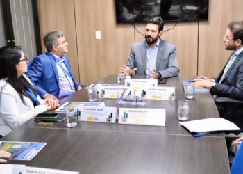 Em Brasília, Sandrinho articula parcerias com o Governo Federal para municipalização do trânsito