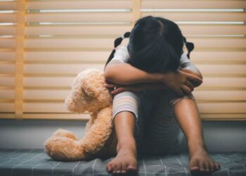 Em Belmonte, mãe abandona bebê em formigueiro e consente abuso sexual a filha