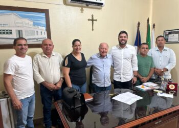 Prefeito Dr. Pedro Alves assina ordem de serviço para construção de UBS em Iguaracy