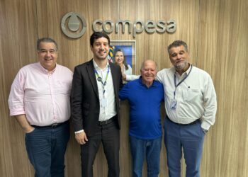 Prefeito Dr. Pedro Alves cumpriu agenda na Compesa em Recife para discutir melhorias no abastecimento de água em Iguaracy