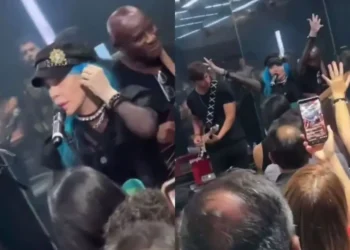 VÍDEO: Em culto, Baby do Brasil pede para que vítimas de abuso sexual perdoem agressores