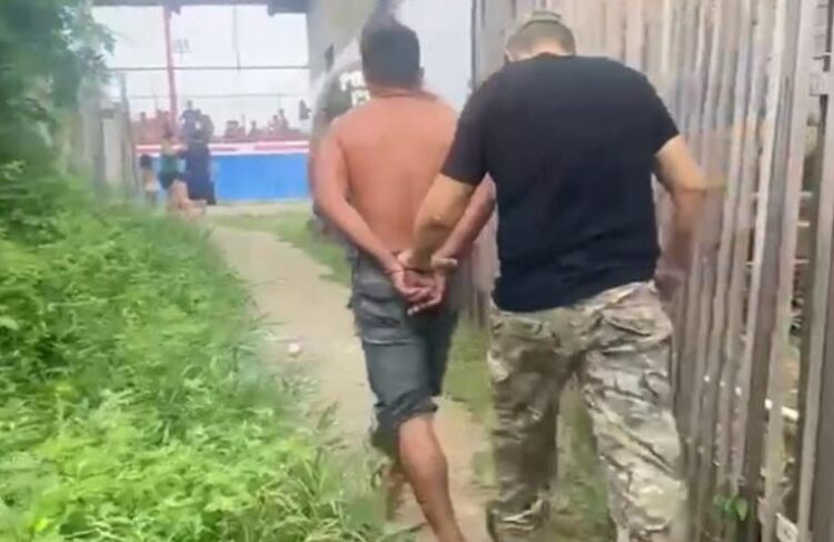 Pai é preso suspeito de estuprar e engravidar a filha de 12 anos