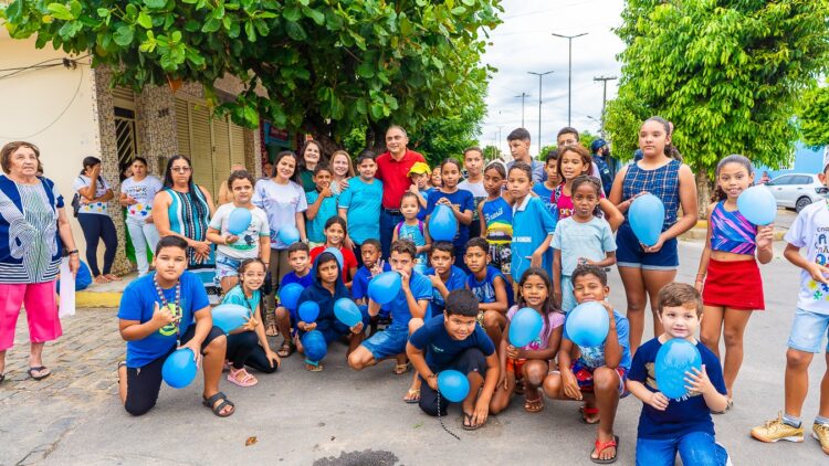Caminhada pelo Dia Mundial do Autismo mobiliza Carnaíba em um ato de conscientização e acolhimento